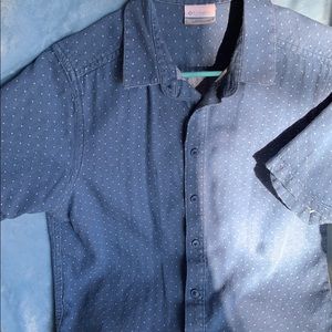 Columbia casual button up T-shirt